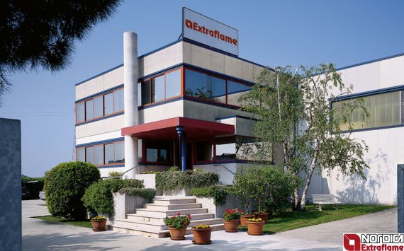 Fabrika krby La Nordica Italy C